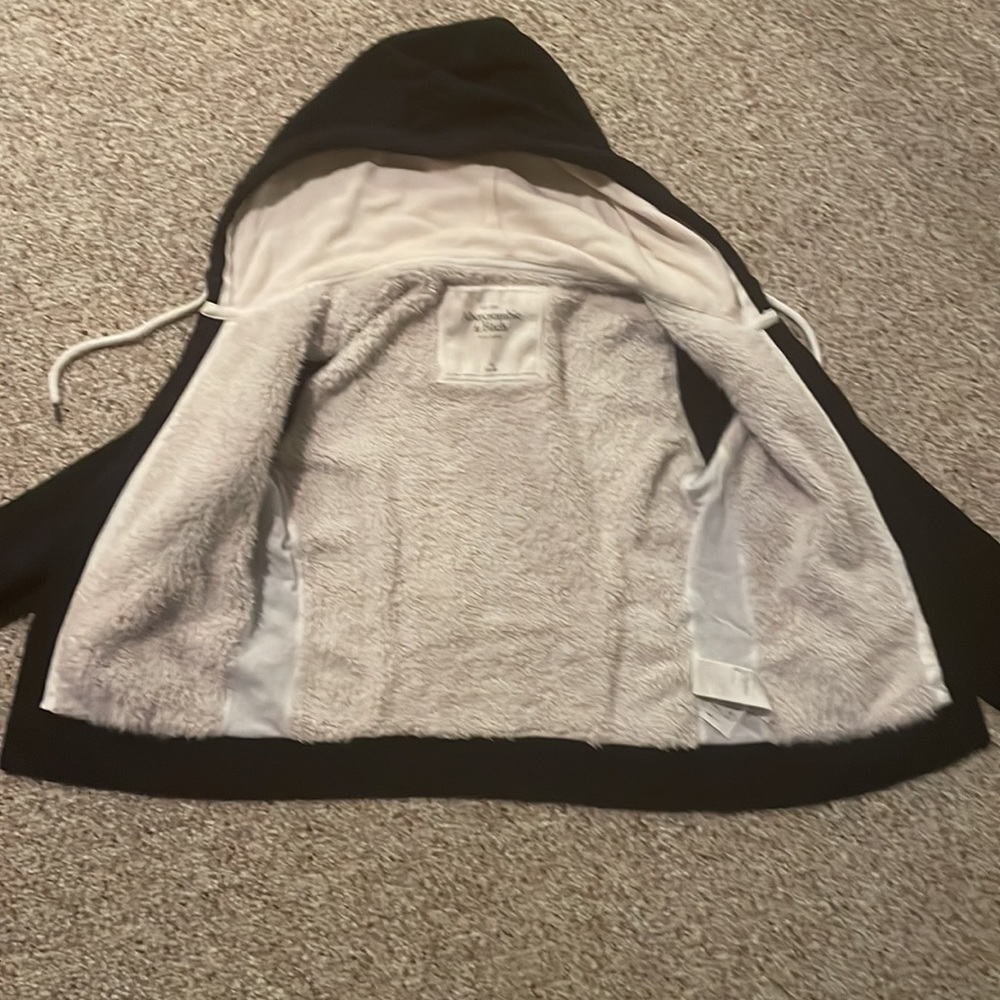 Abercrombie And Fitch Sherpa Lined Sweatshirt - image 4